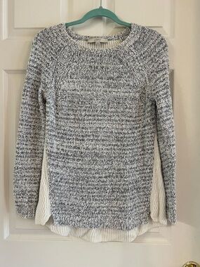 LOFT Marled Knit Sweater Small Gray White Colorblock Side Panels Cozy. Size sm